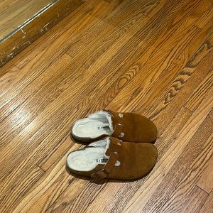 Birkenstock brown Boston shearling clog size 7